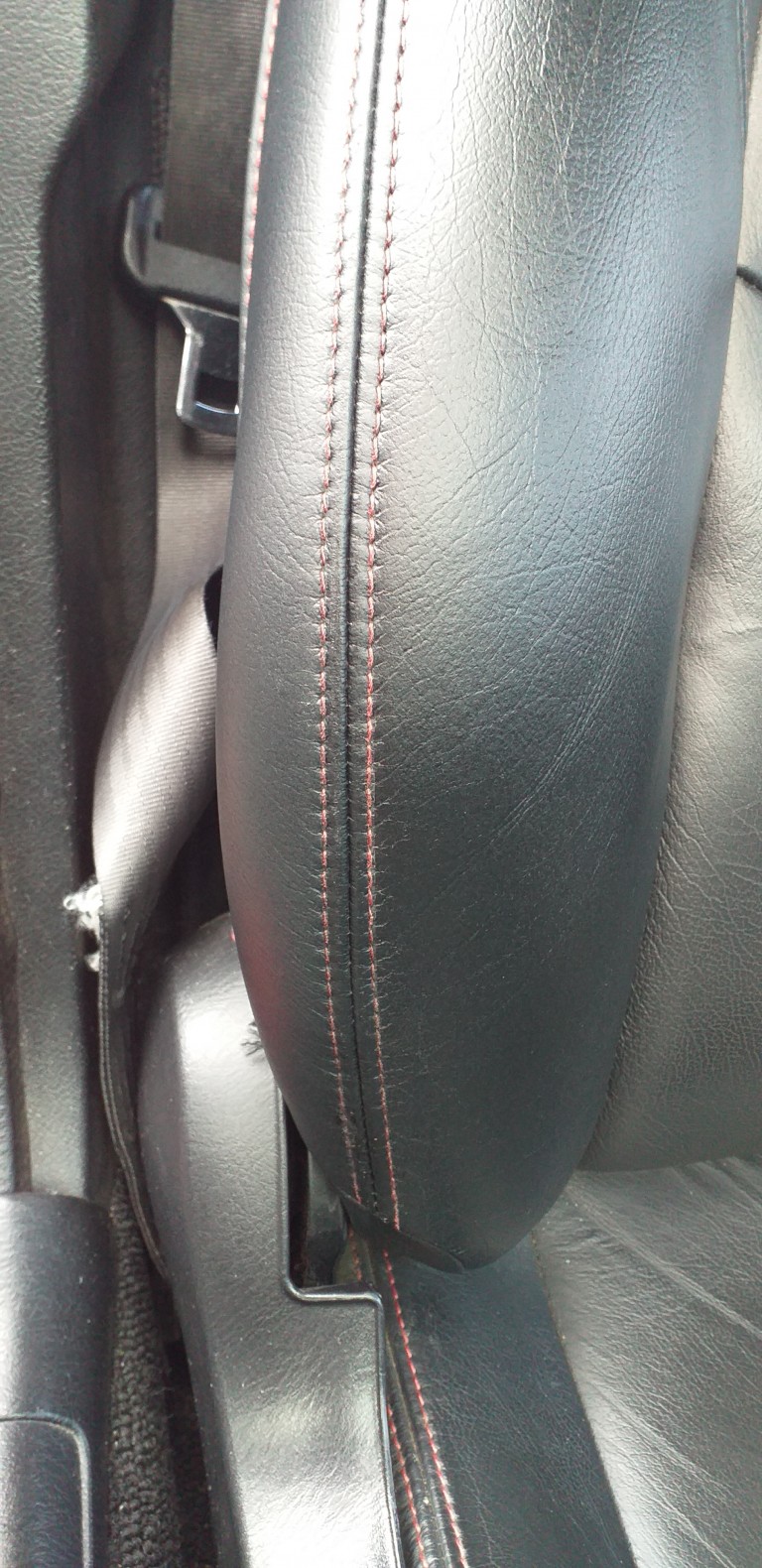 Mazda MX5 seat bolster repair Leathertech